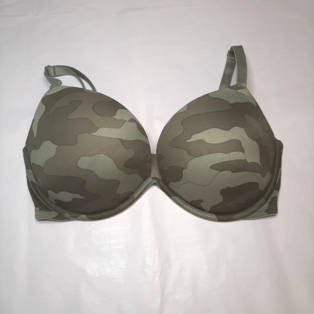 PINK Victoria Secret Camouflage Push Up Bra